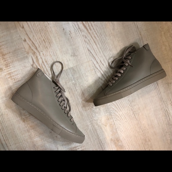 Other - 🆕House of Future high top NIB